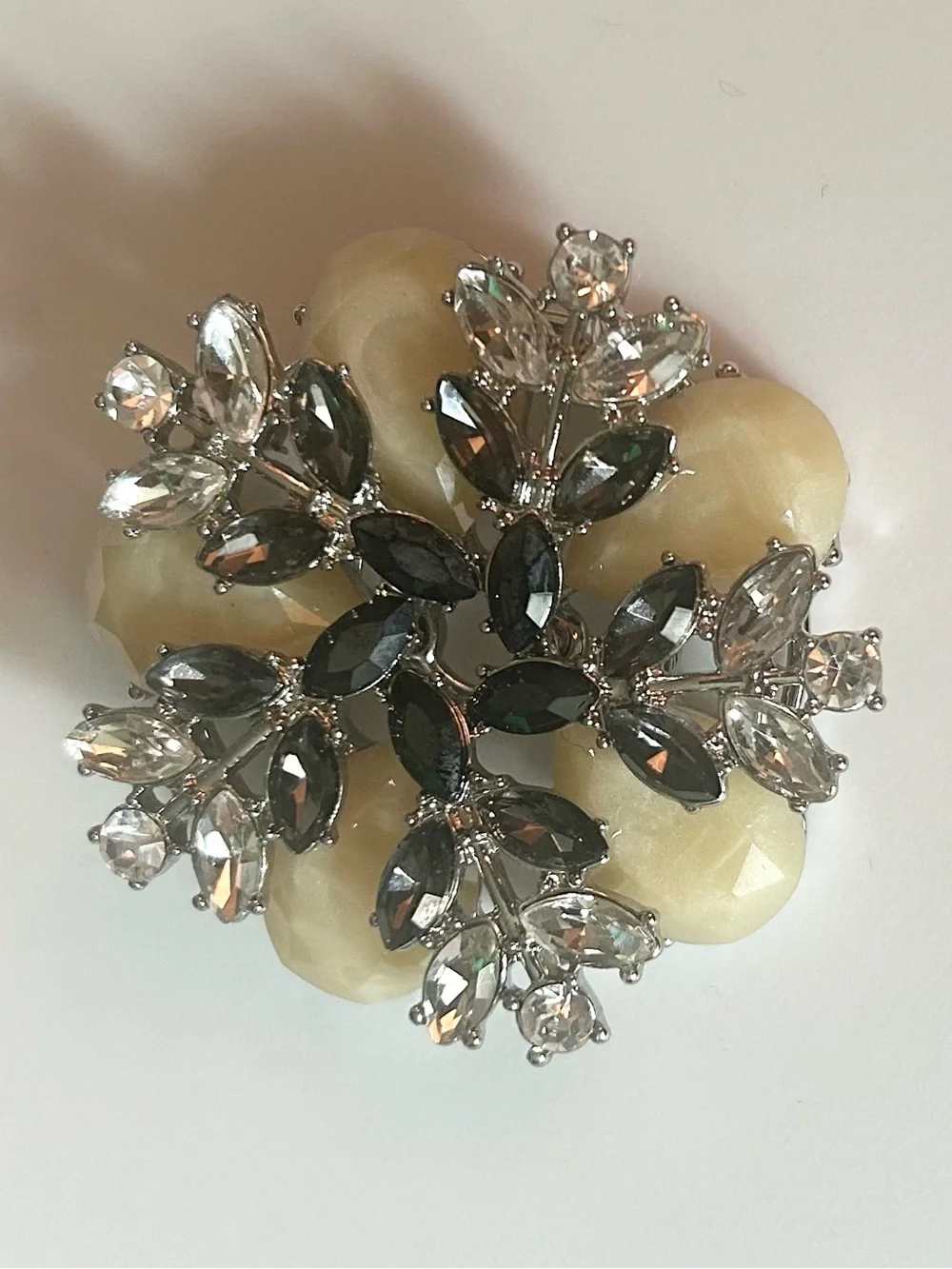 Vintage Silver-Tone Floral Brooch with Cream Inlay